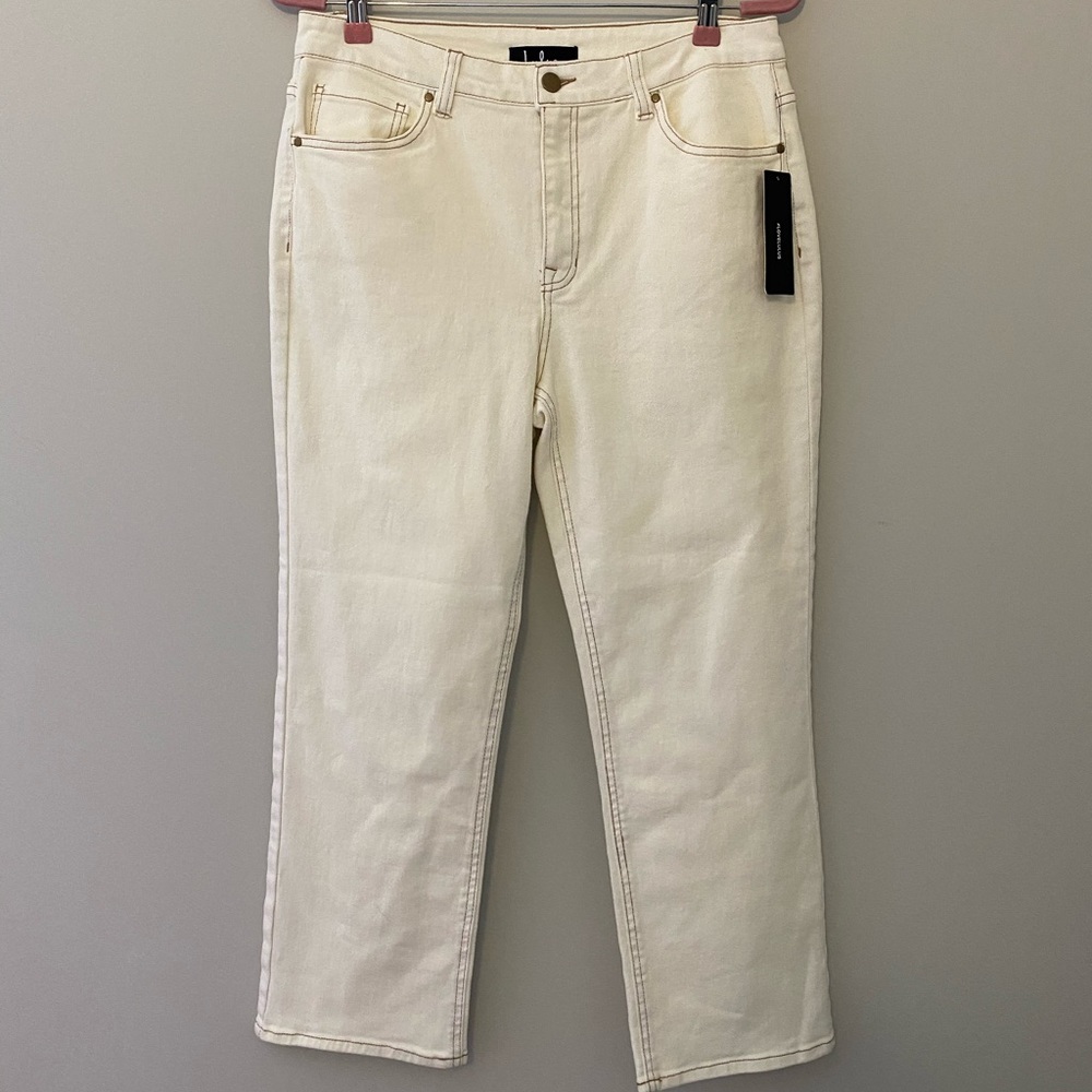 Lulu’s Off White Straight Leg Jeans NWT NEW